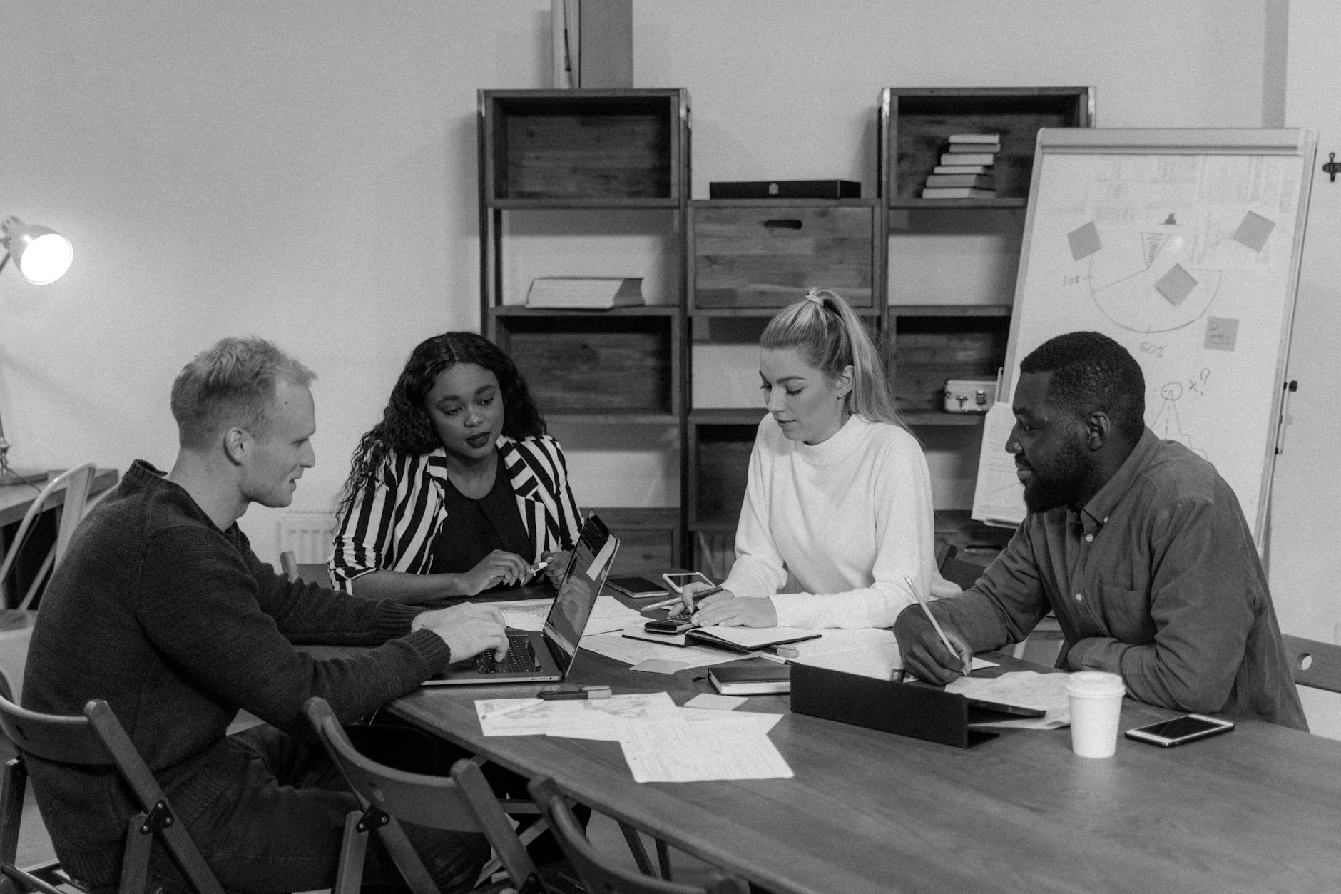 A split-screen style view comparing a structured teacher-led group and a fluid, student-driven discussion circle.