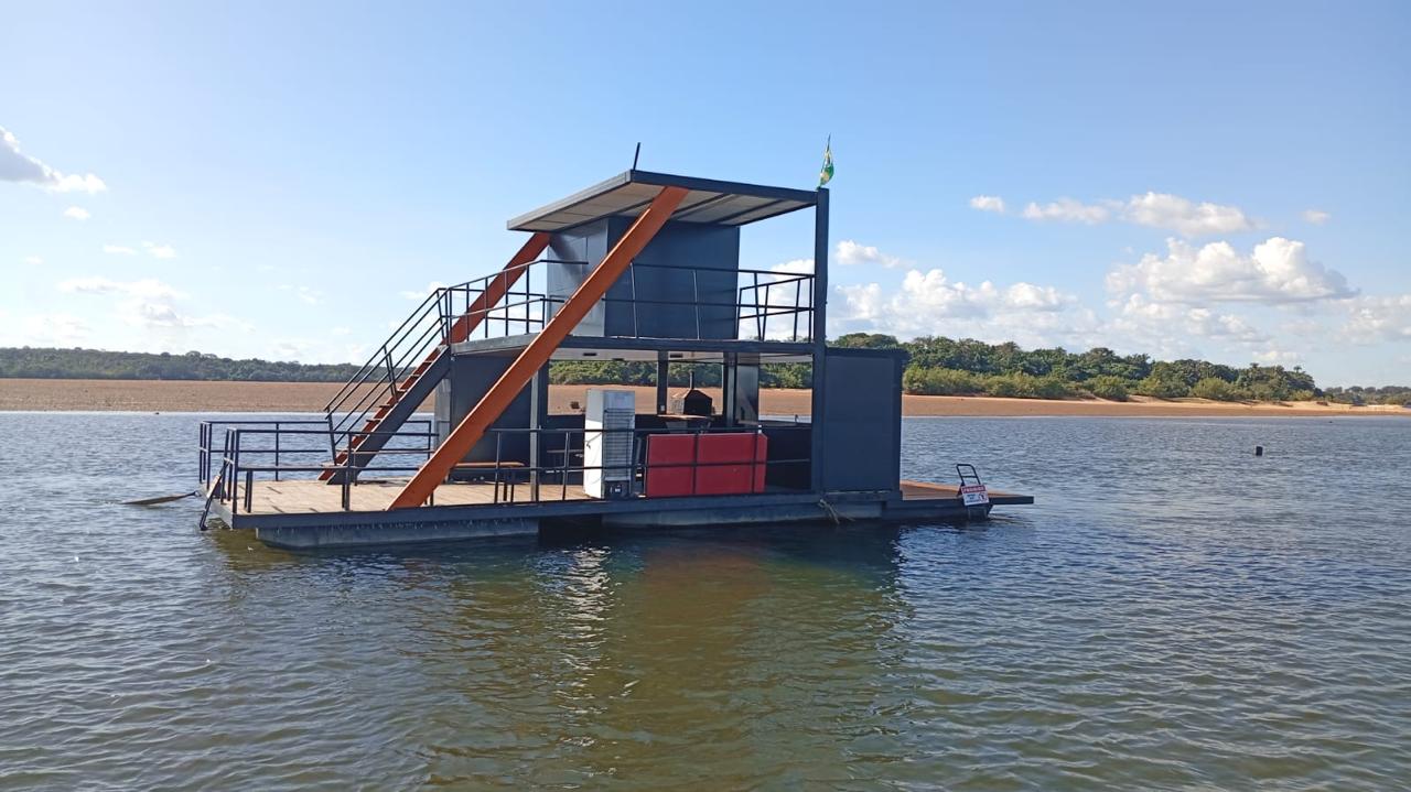 Imagem real de rio e operação associada à origem amazônica