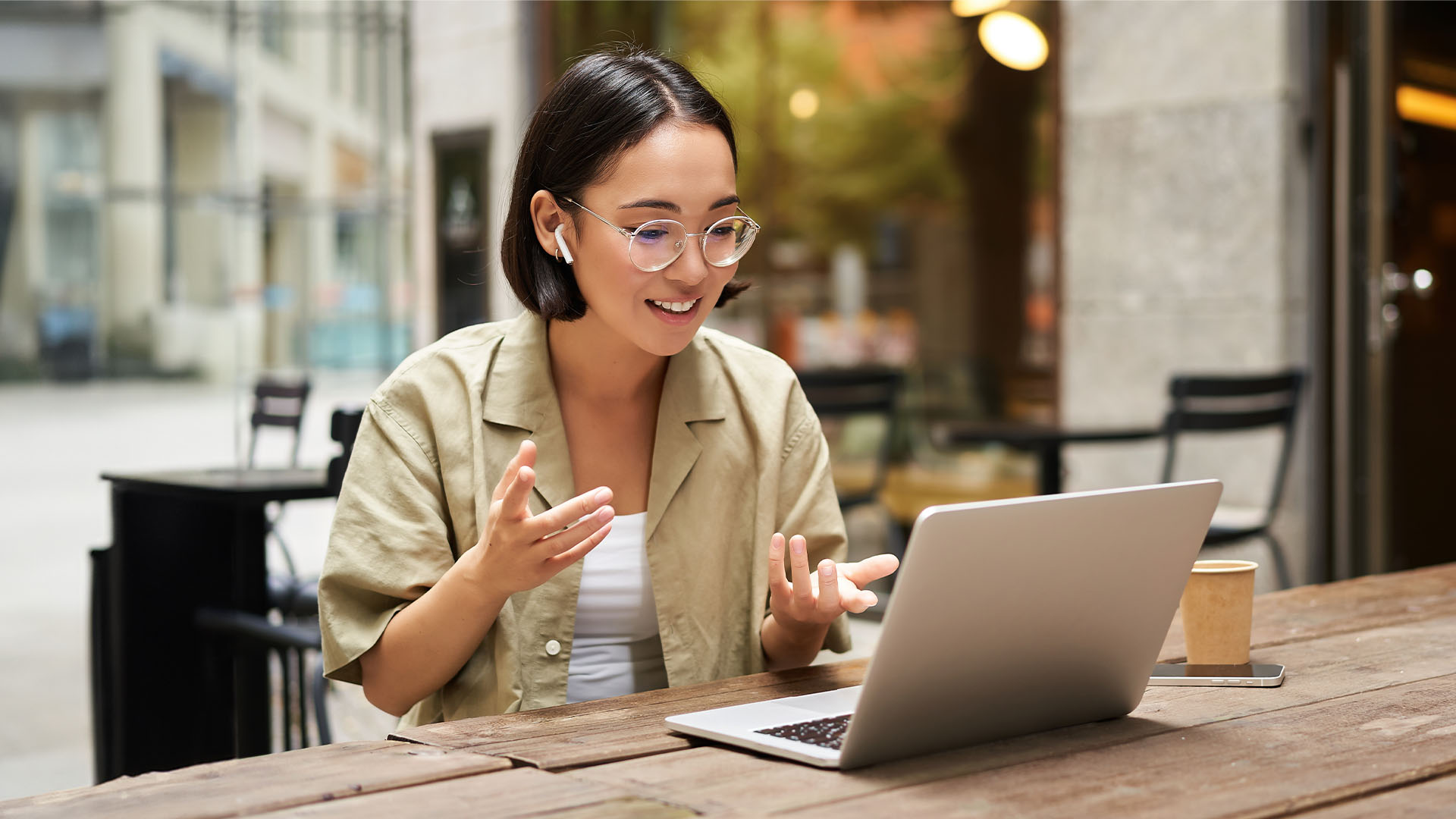 Communication & Professionalism