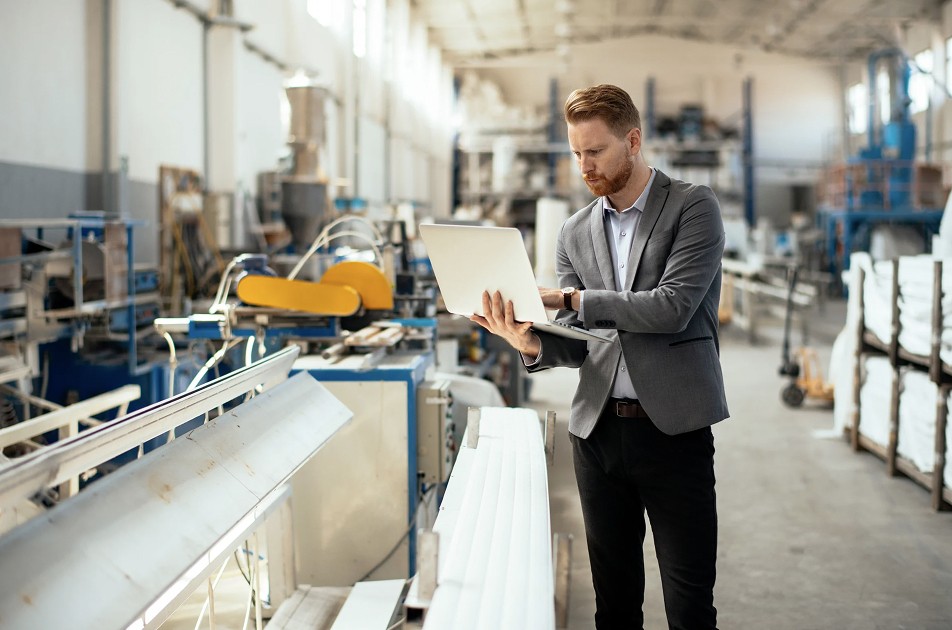 image of person conducting quality and compliance audit