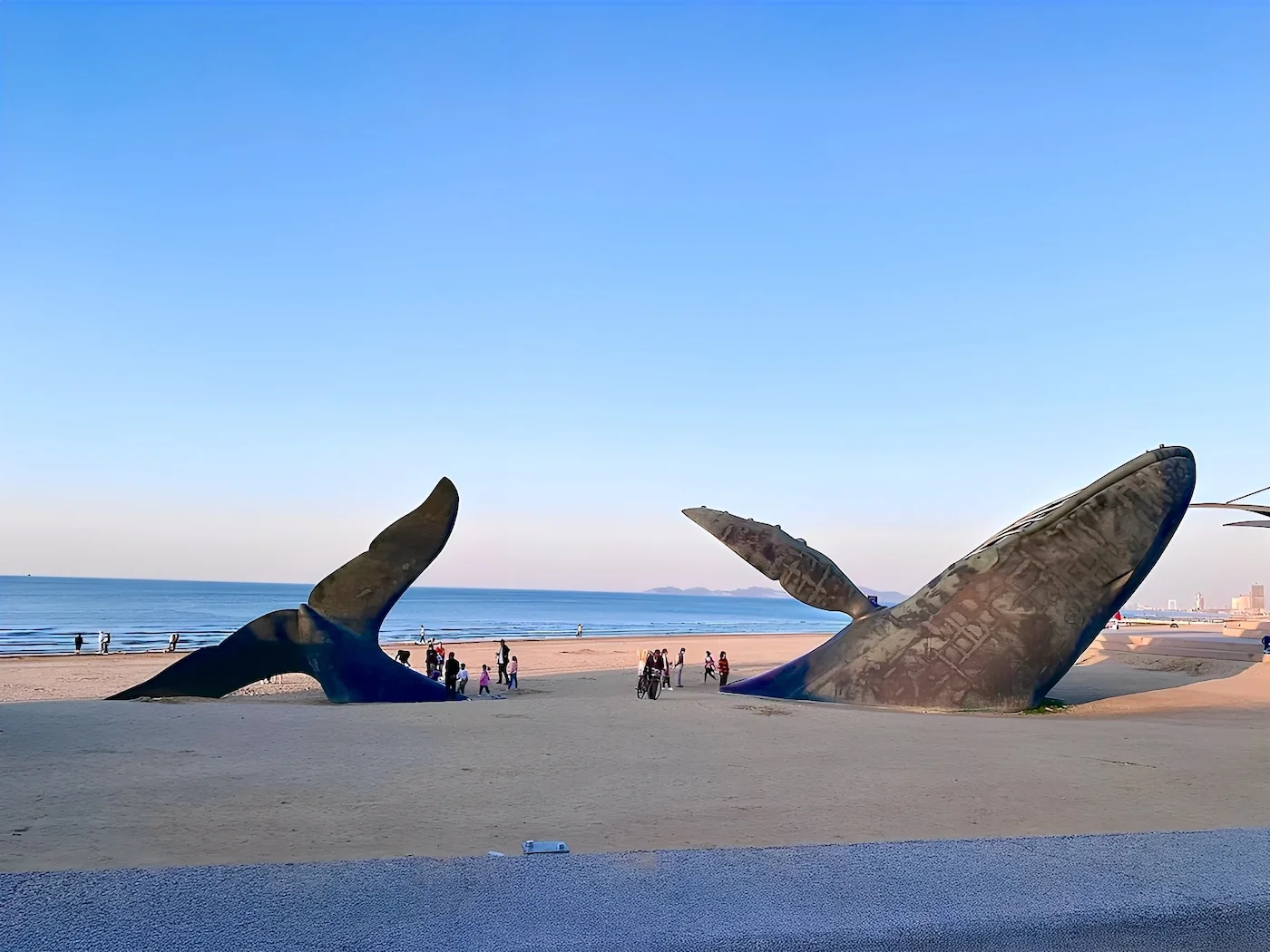 Yantai Golden Beach Seaside Park Whale in Beach