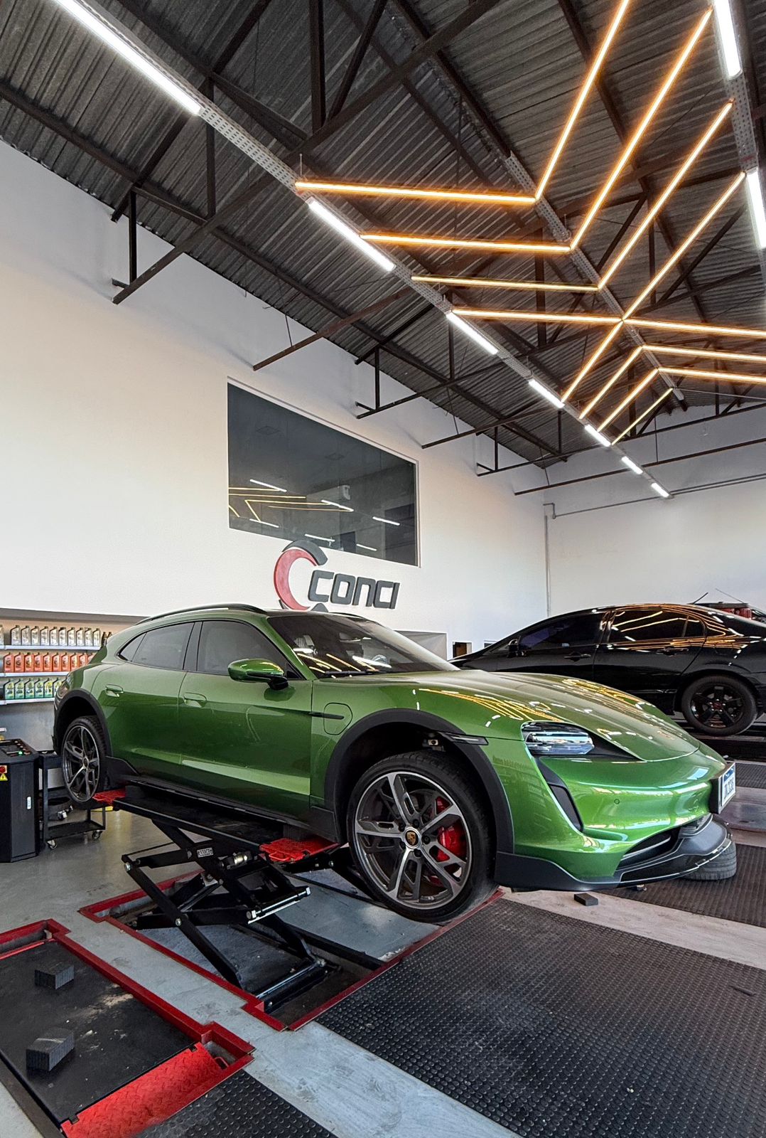 carro em manutenção Conci Centro Automotivo