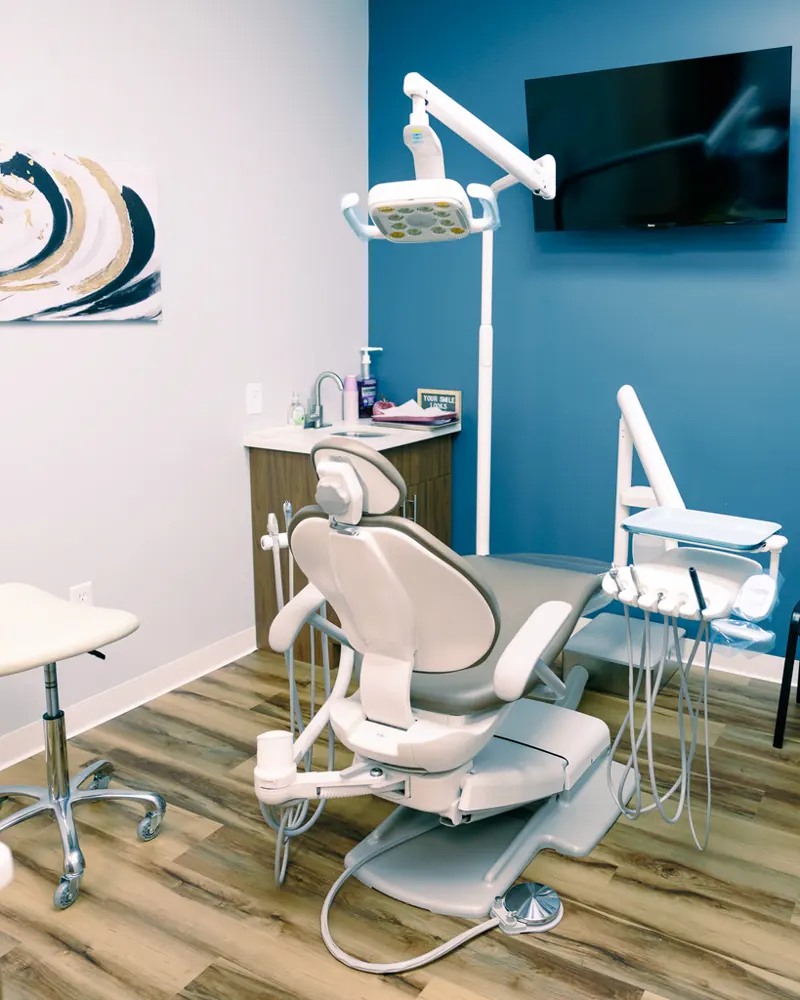 Dentists at Middletown Dental Care with a patient