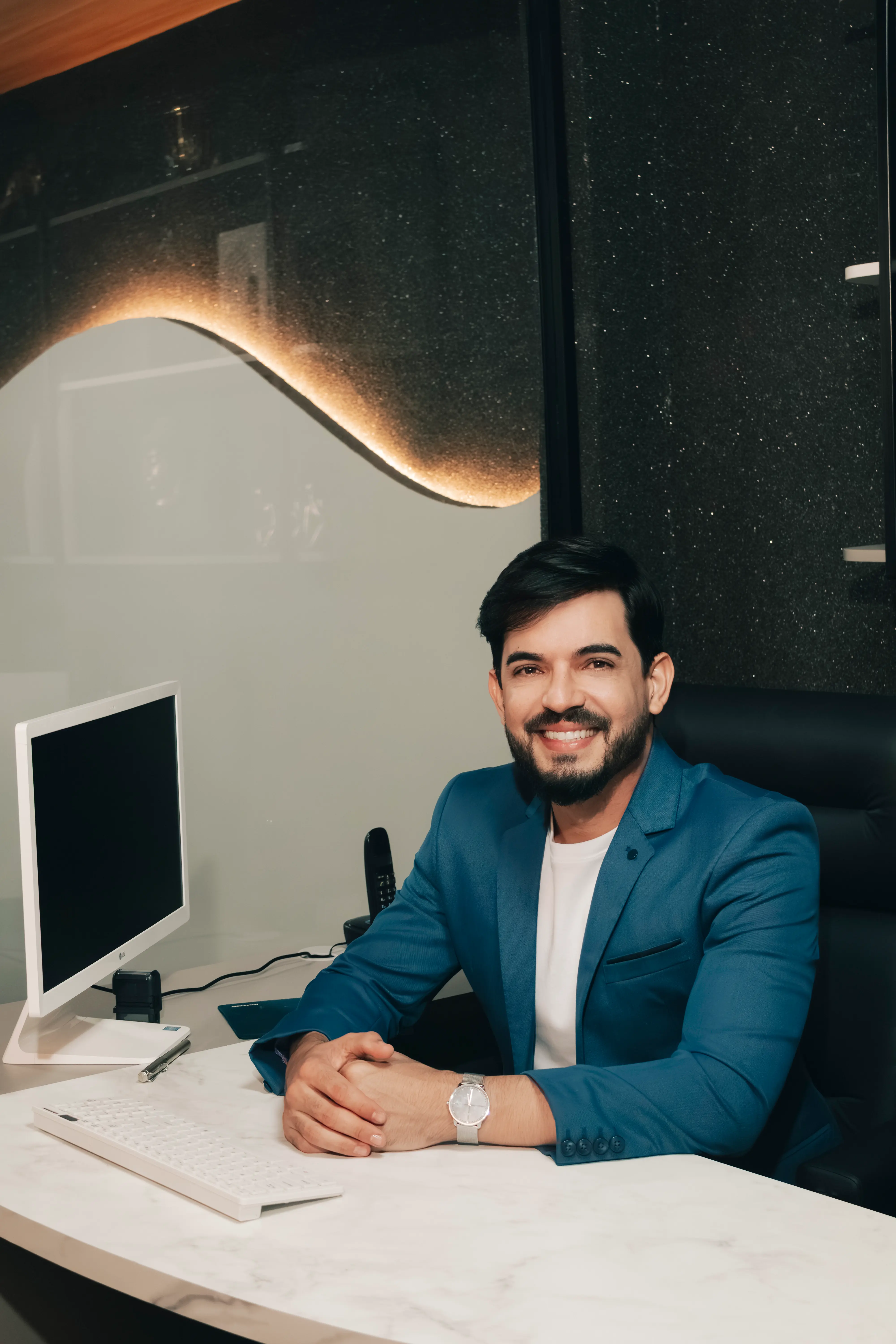 female dentist picture