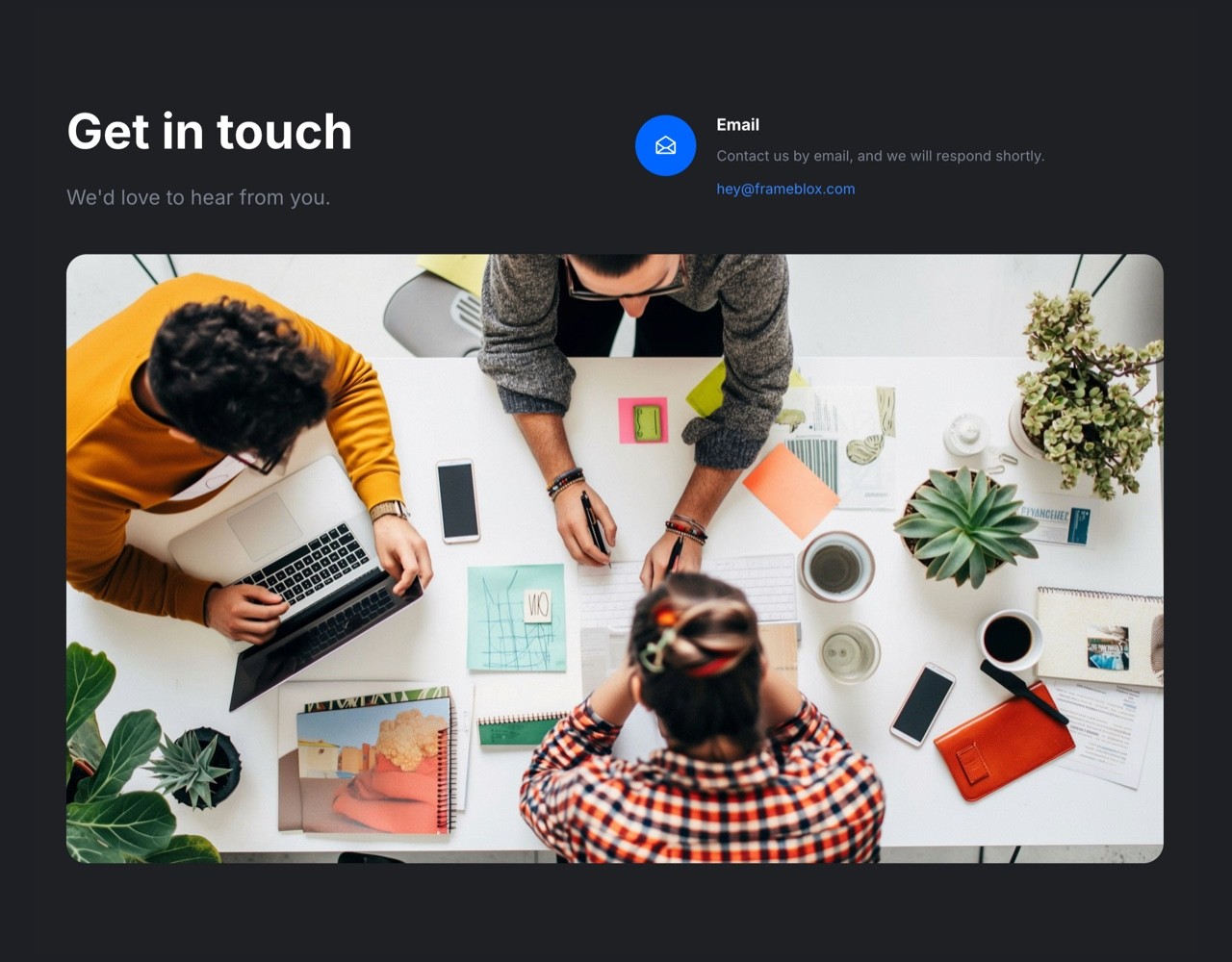 Framer Dark Contact Section - Frameblox UI
