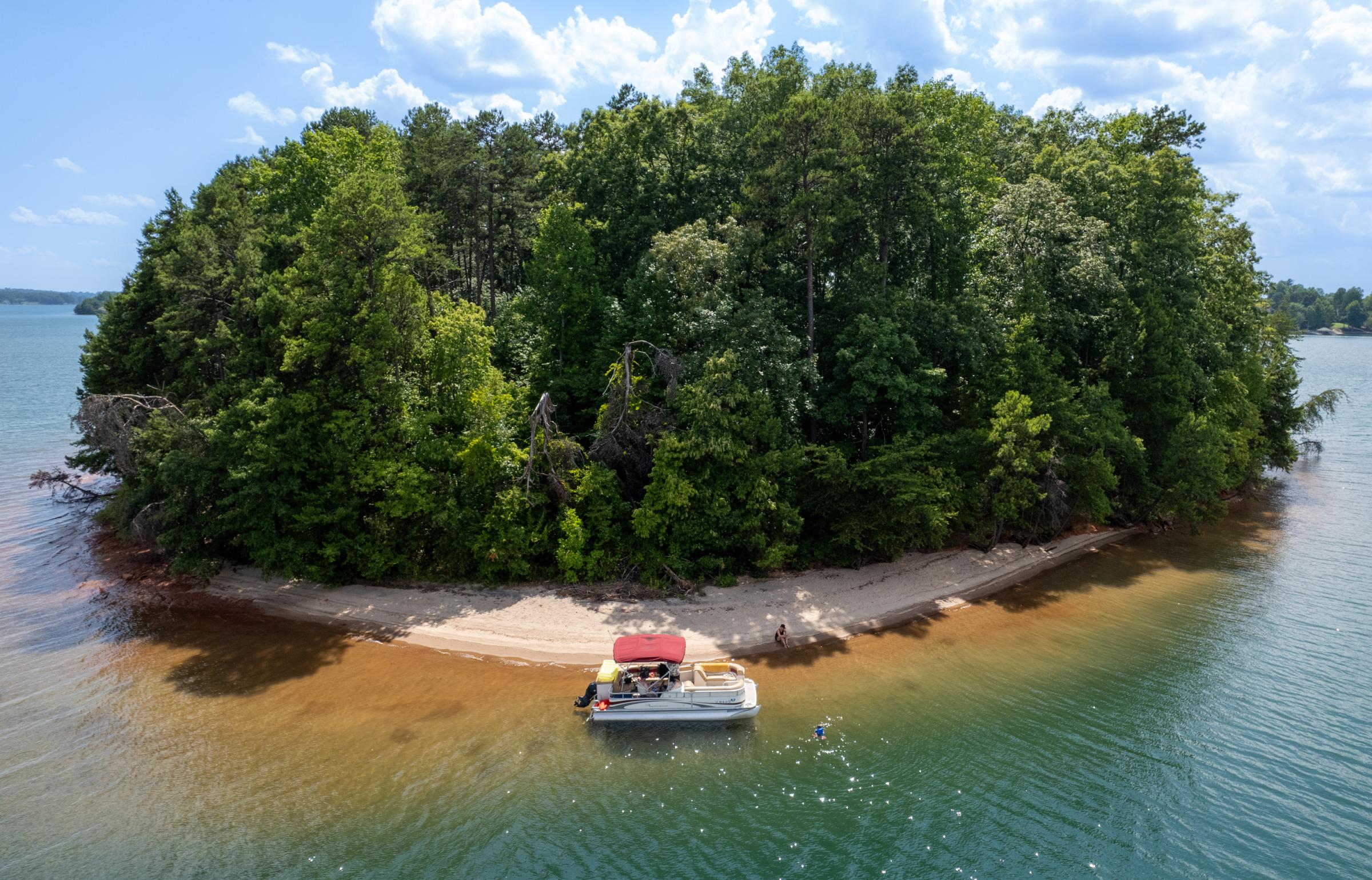 Lake Keowee - Josie’s Paradise 02