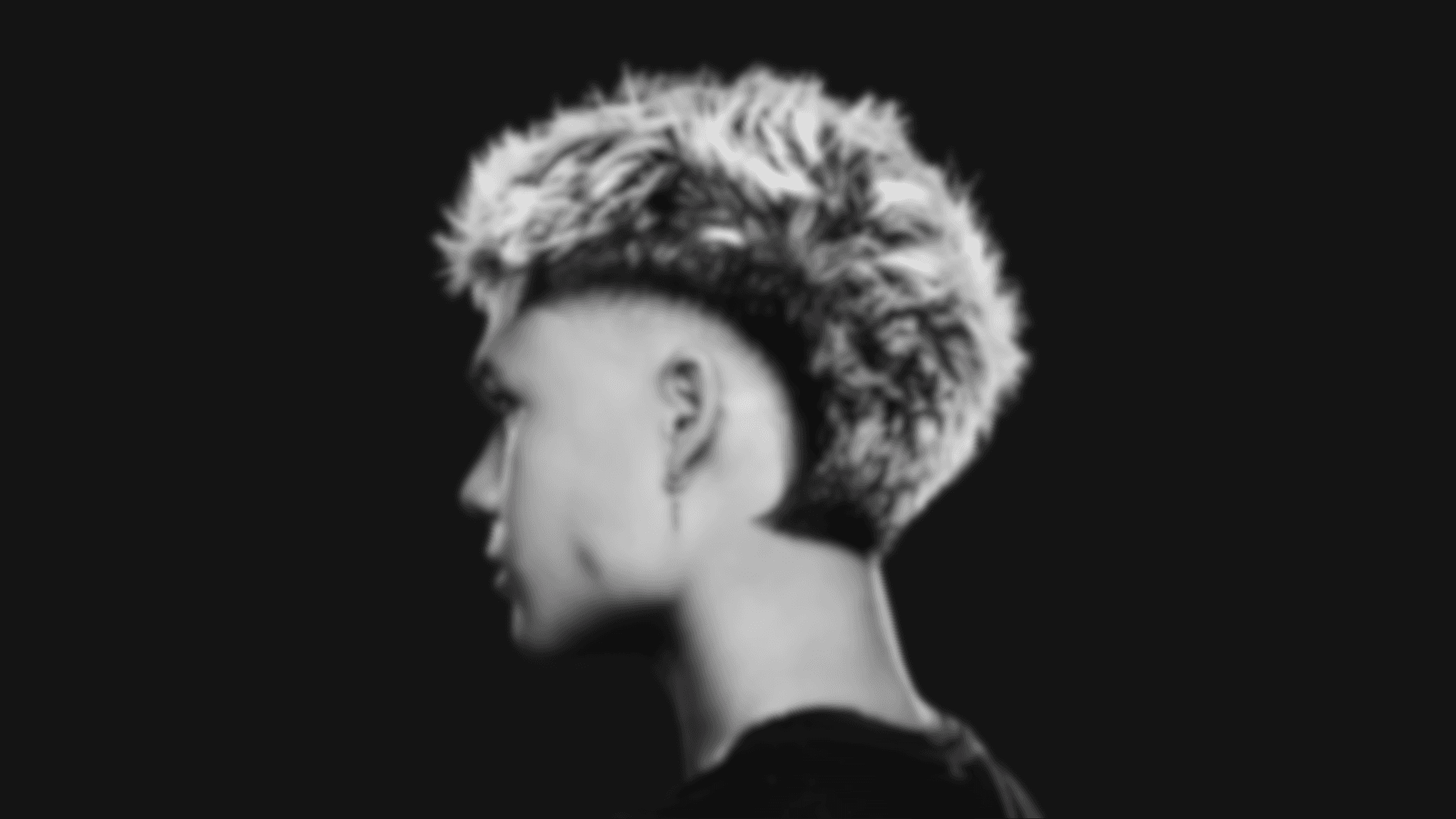 MENSPIRE Dubai - Men's Salon and Barbershop Precision Haircut