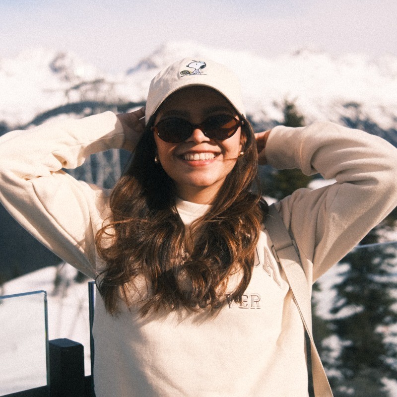 Fernanda Reducindo – Brand & communications manager and designer de Feast Fit