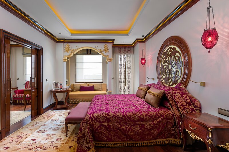 Spacious premium family room with interconnecting layout and warm interior design.