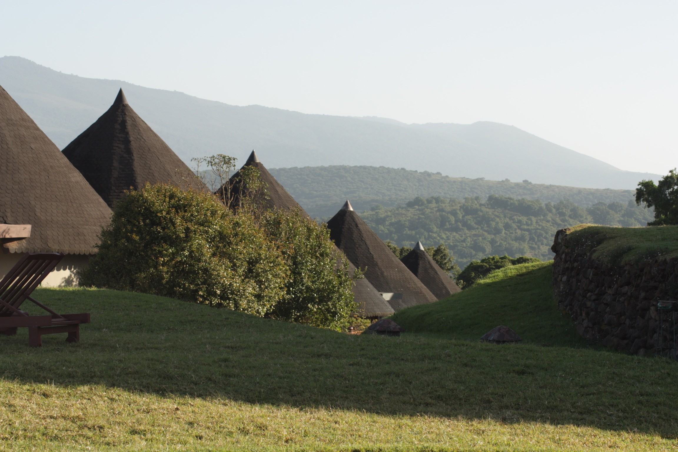 Hotel on the edge of the Ngorongoro Crater - Kembe Safari.