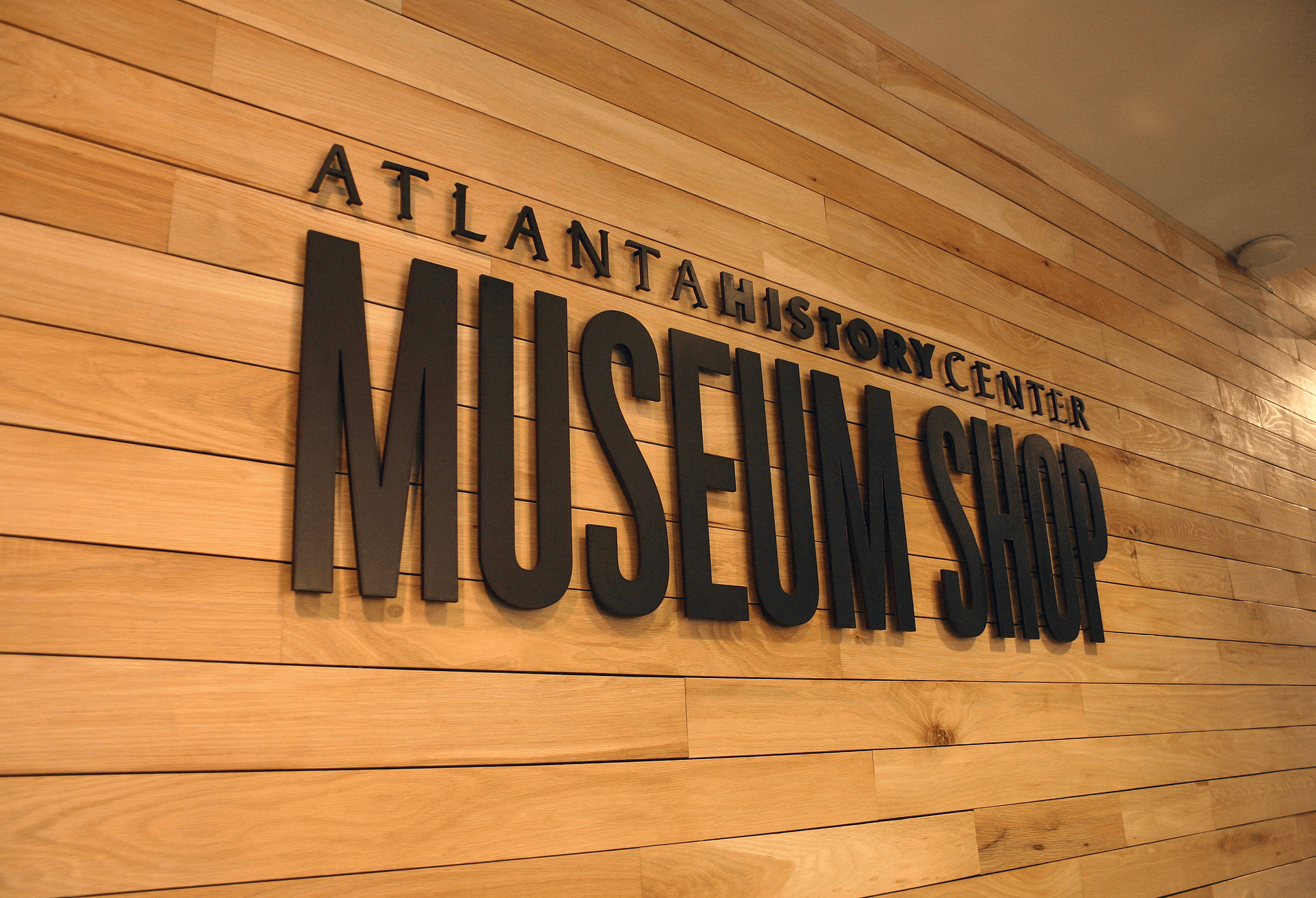 Atlanta History CenterRetail Signage Close-up