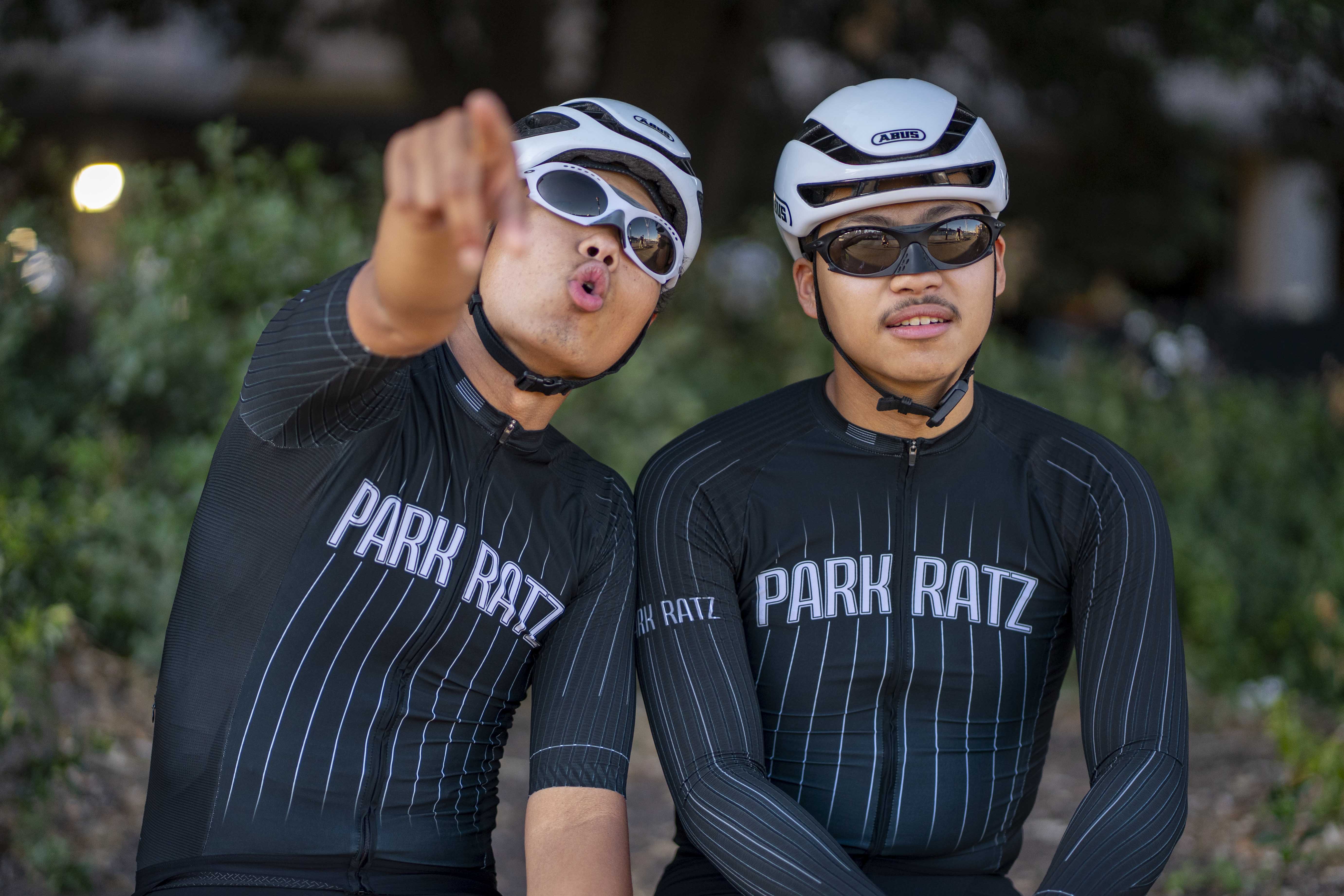 Detailed view of the Park Ratz slim fit summer cycling jersey, highlighting lightweight fabric and premium finish