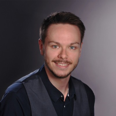 Daniel Hofmann, stellvertretender Bibliotheksleiter der LIV