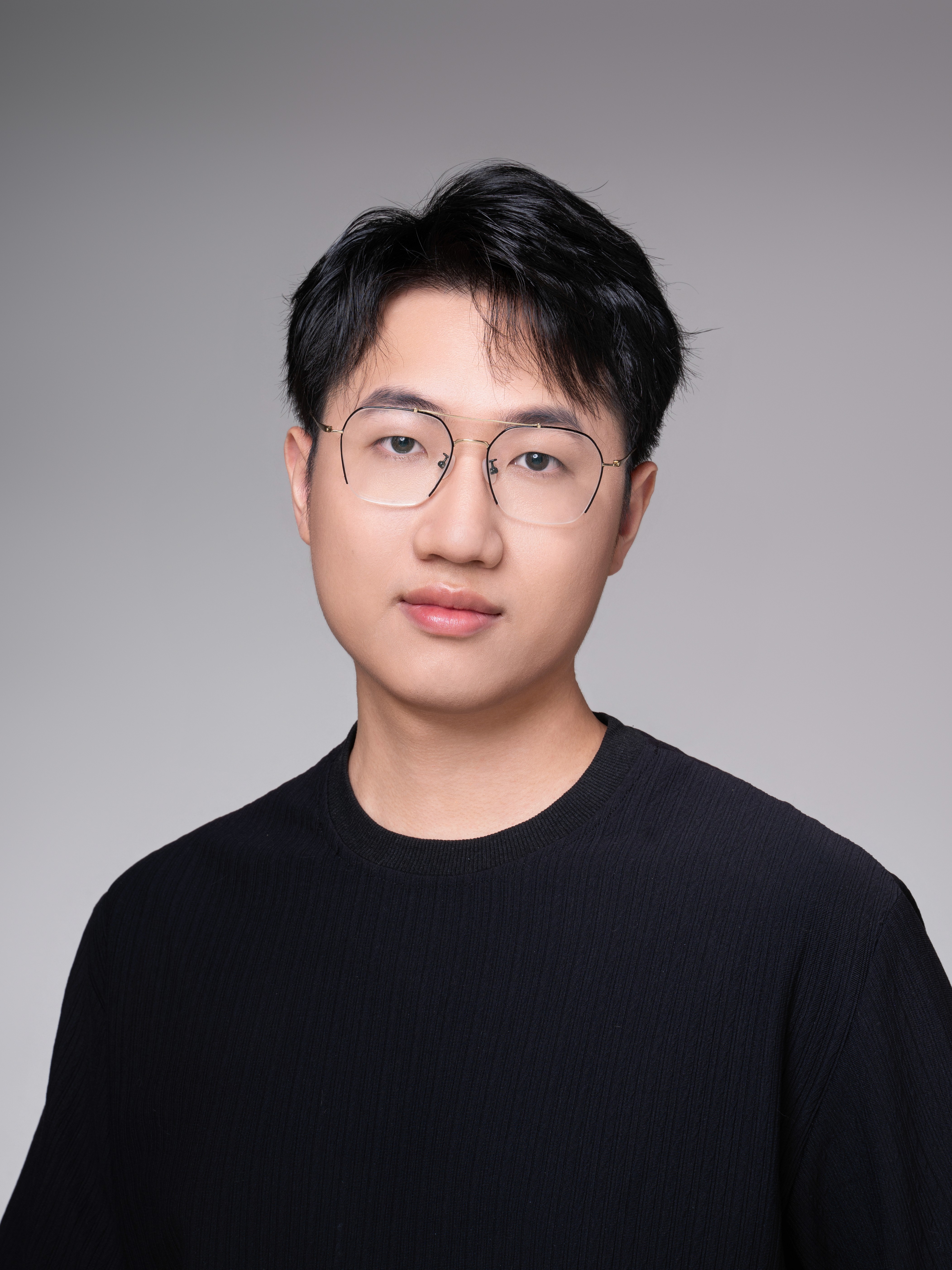 Aleks Jaxon Portrait