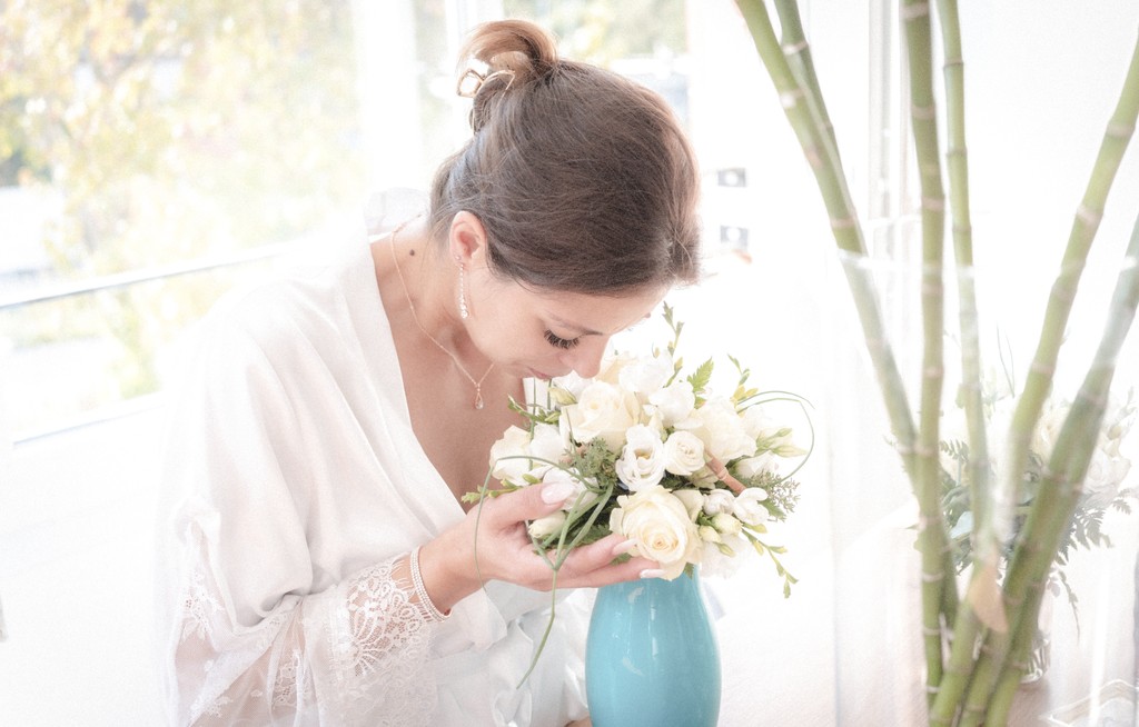 Album photo de luxe — French wedding photographer Paris — luxury wedding book France — Maison Elion — relique photographique rare — fragment intemporel — rituel artistique — photographe mariage haut de gamme — Seine-et-Marne 77 — album mariage bespoke sur mesure — timeless photography France — image symbolique — luxury French wedding photographyel photographique — portrait artistique — confiance en soi — estime de soi — image de soi — fragment photographique — relique intime Maison Elion — photographe Seine-et-Marne 77 — portrait bespoke sur mesure — timeless photography France — photographie de rituel en France — portrait de luxe — image rare et significative