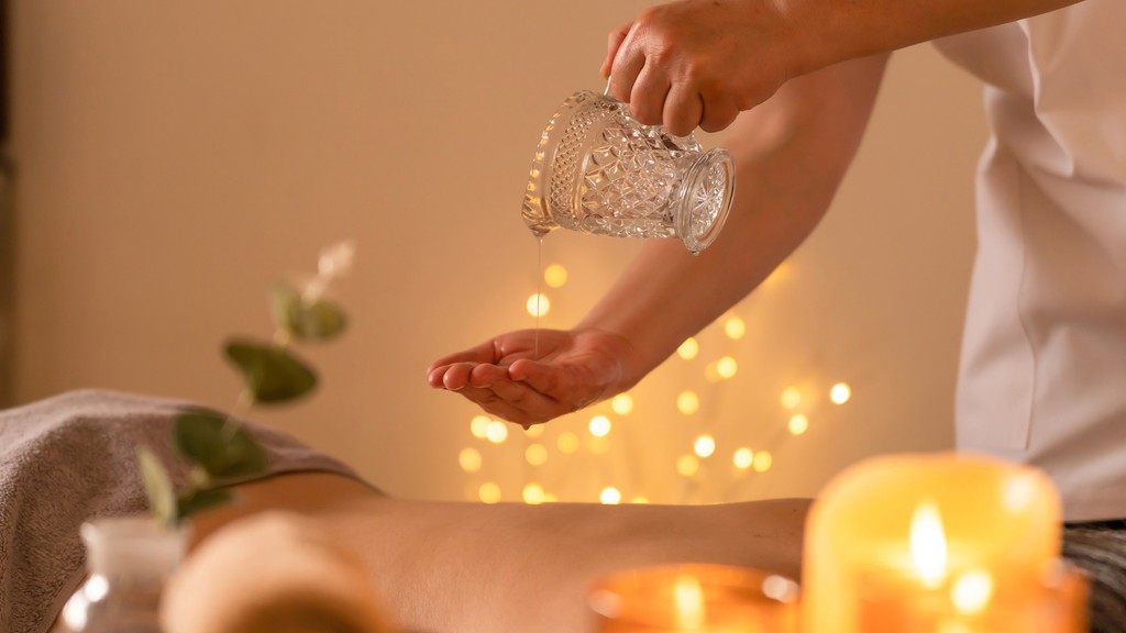 photography of dam during daytime
