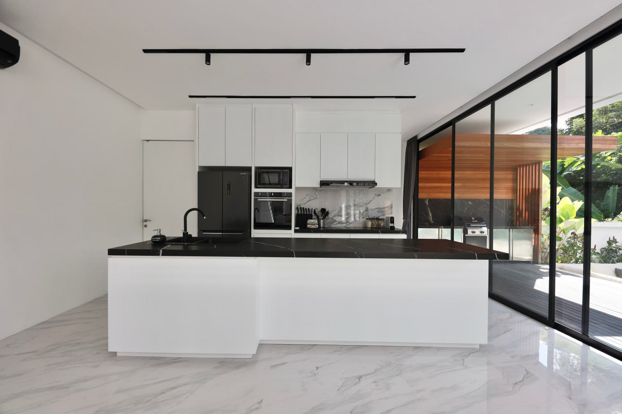 Сompleted designer 2-bedroom villa in Canggu (Babakan) with a panoramic pool overlooking jungle and rice field scenery