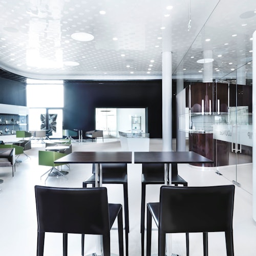 Swarovski Crystal Worlds & Manufactory: Skip The Line + Guided Tour + Lunch tickets in Innsbruck