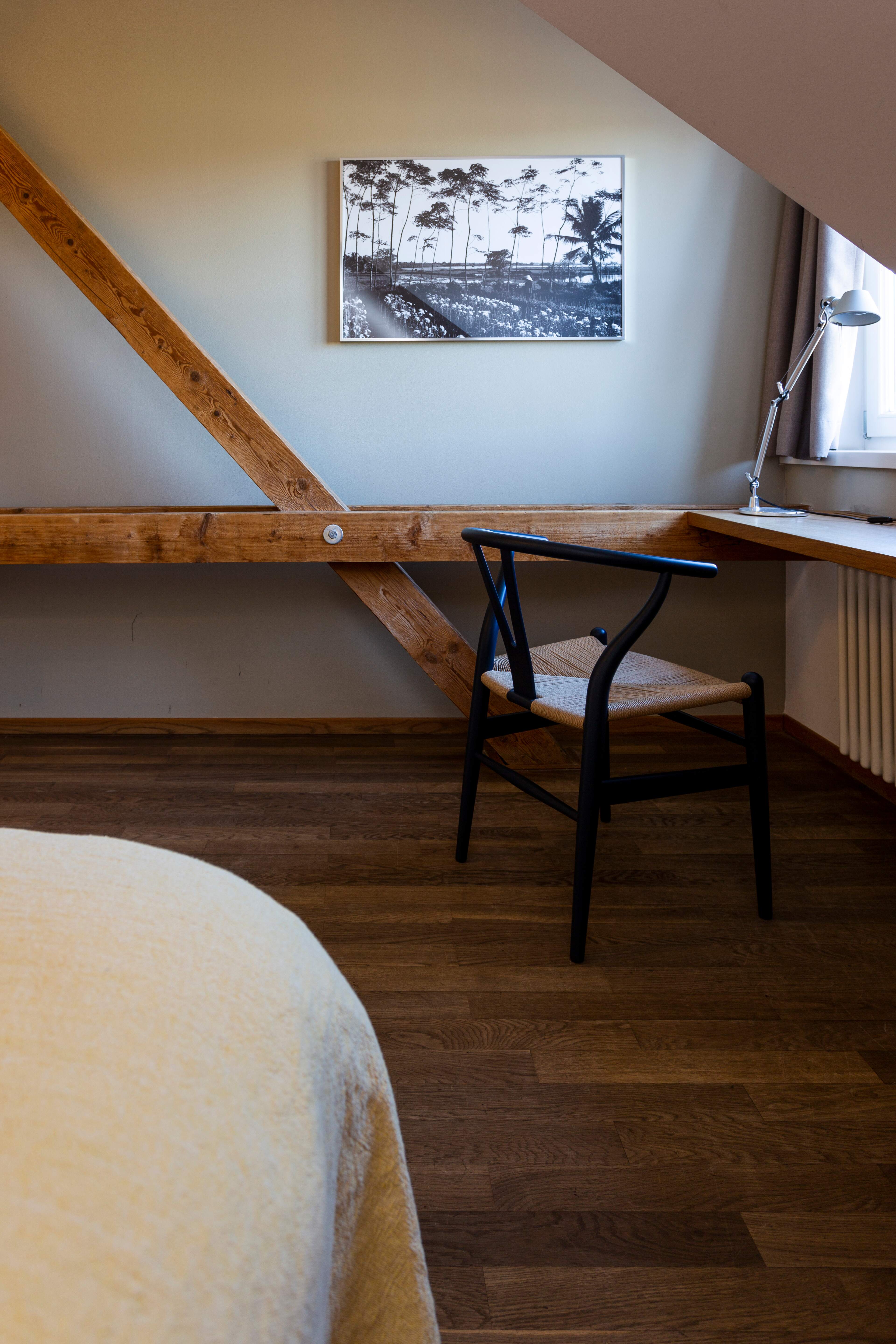 Minimal architecture