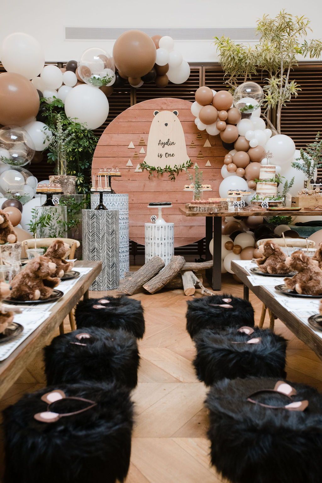 Birthday-setup-with-floral-decor