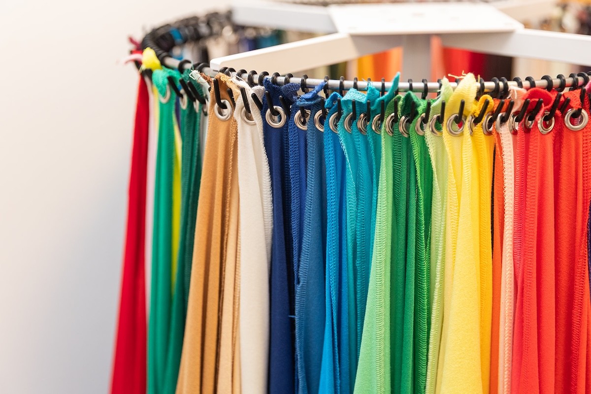 Colour drapes