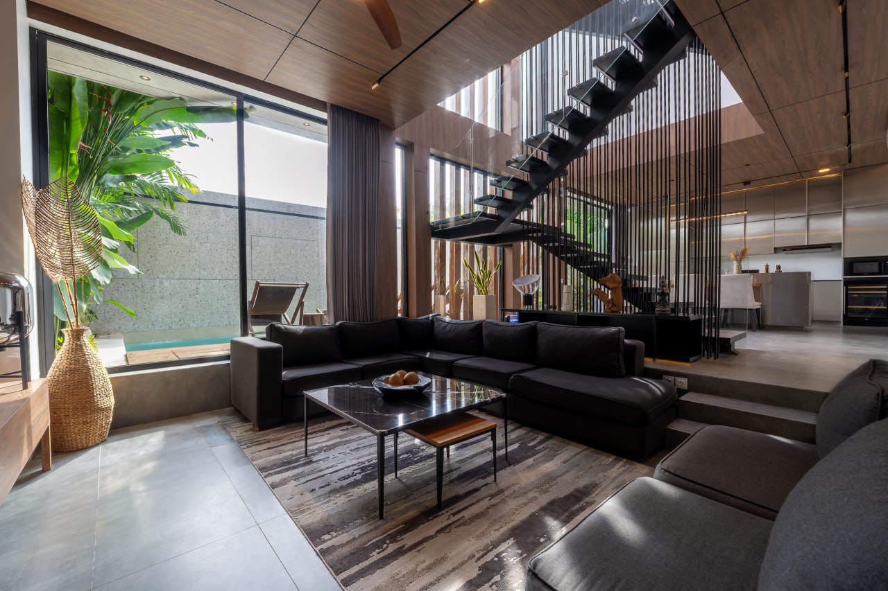 A 2-bedroom villa in a complex in Canggu, located about 950 meters from Batu Bolong Beach