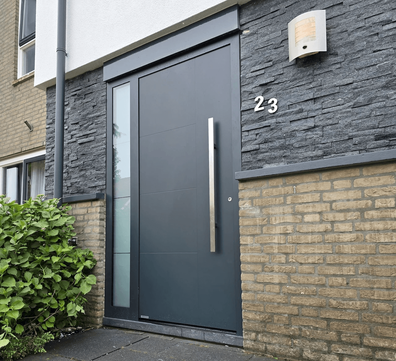 Voordeur - Dugreja Putten