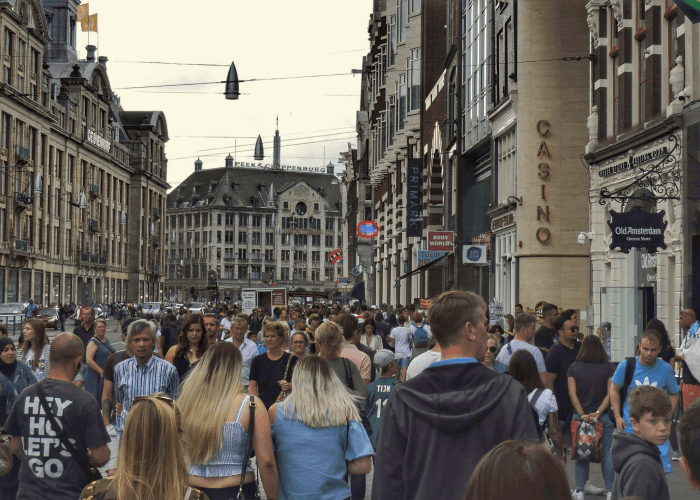 Discover the best shopping streets in Amsterdam's neighborhoods