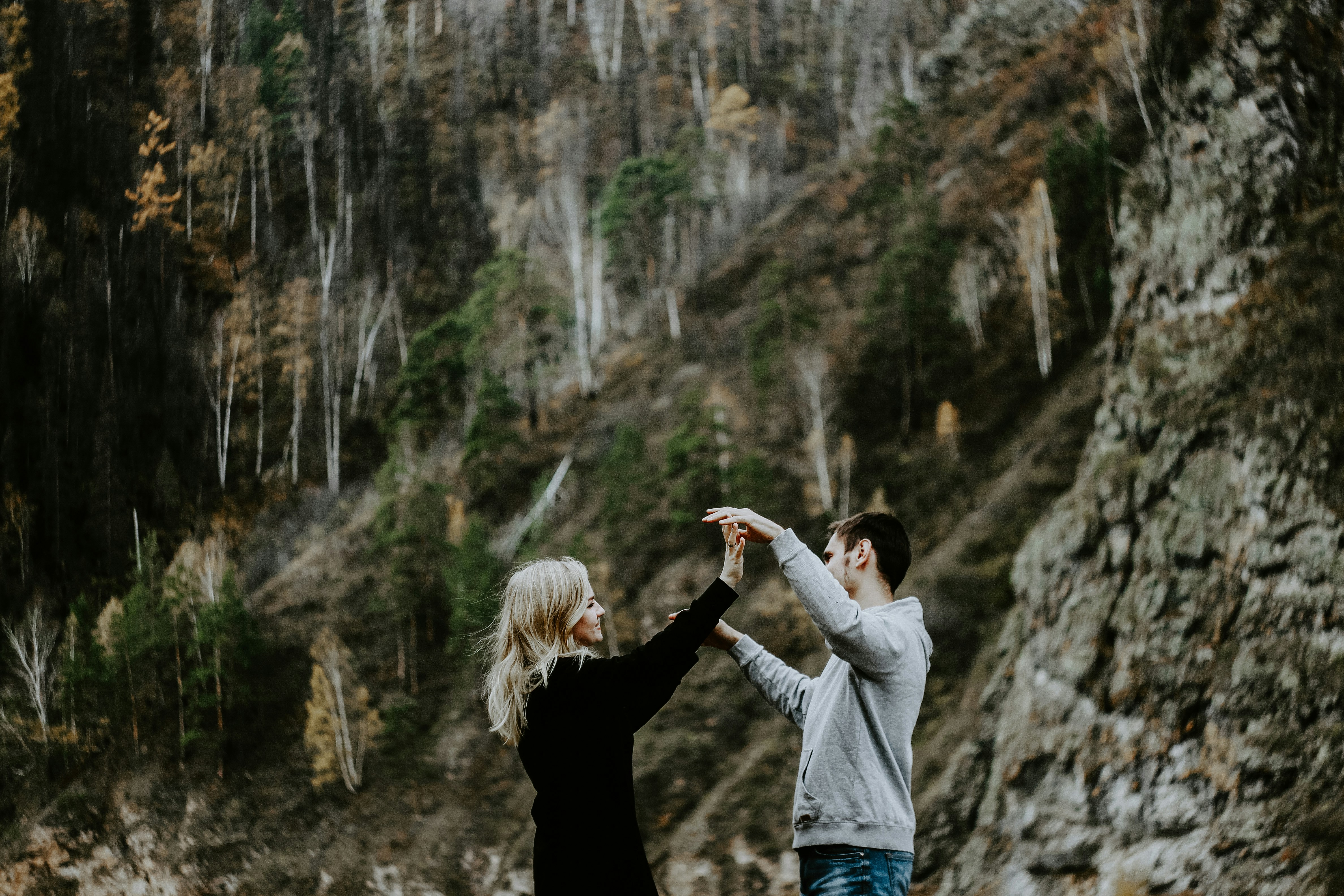 couple dancing