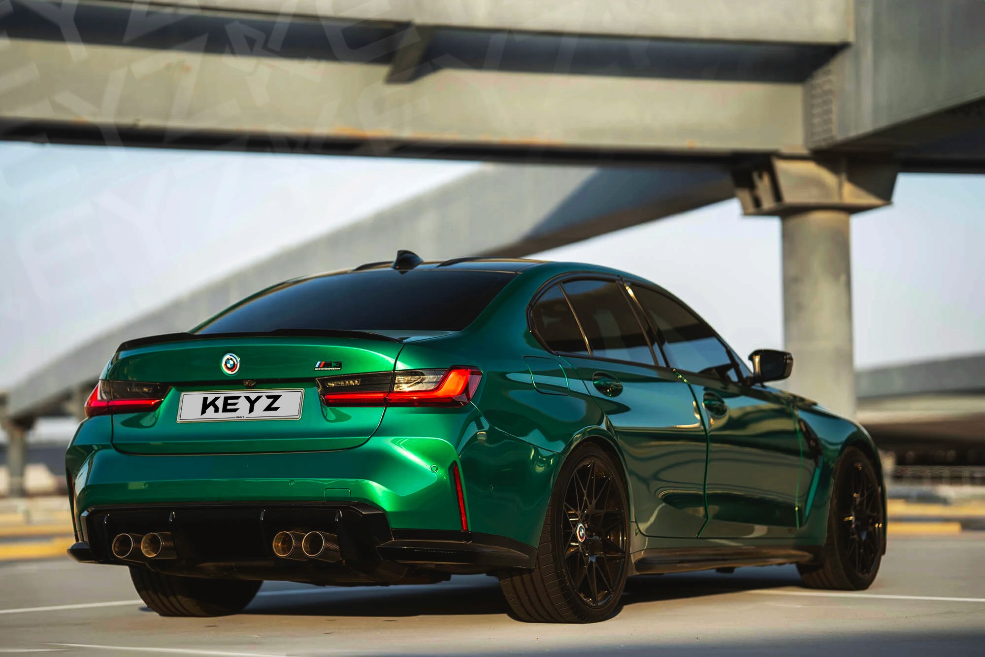 Vue extérieure arrière BMW M3 Vert – Location Sportive à Dubaï | Keyz Rent