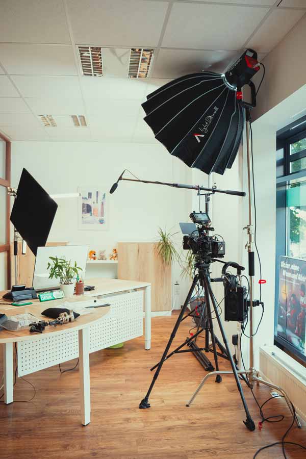Filmproduktion im Büro der DEVK