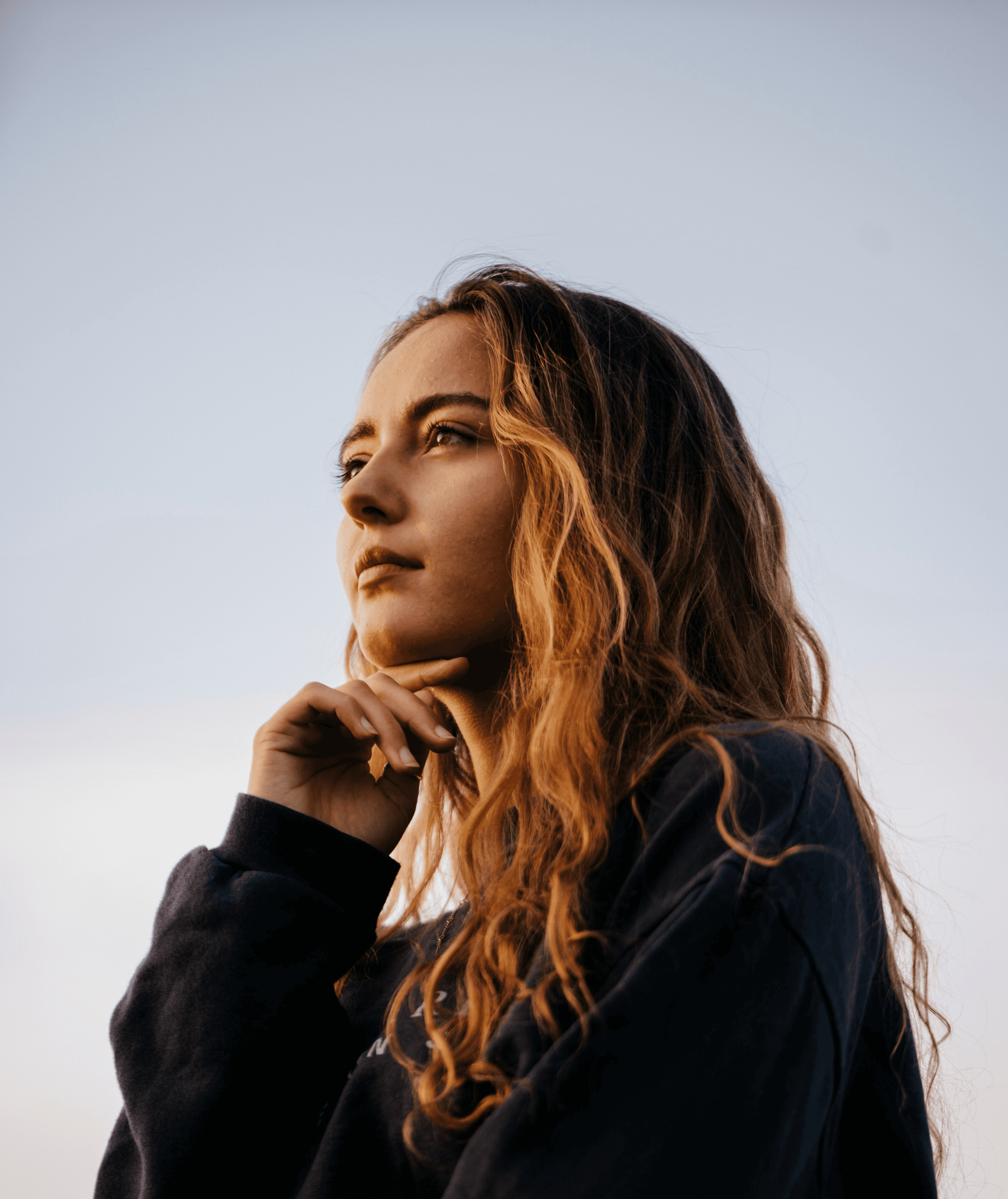 woman in black long sleeve shirt