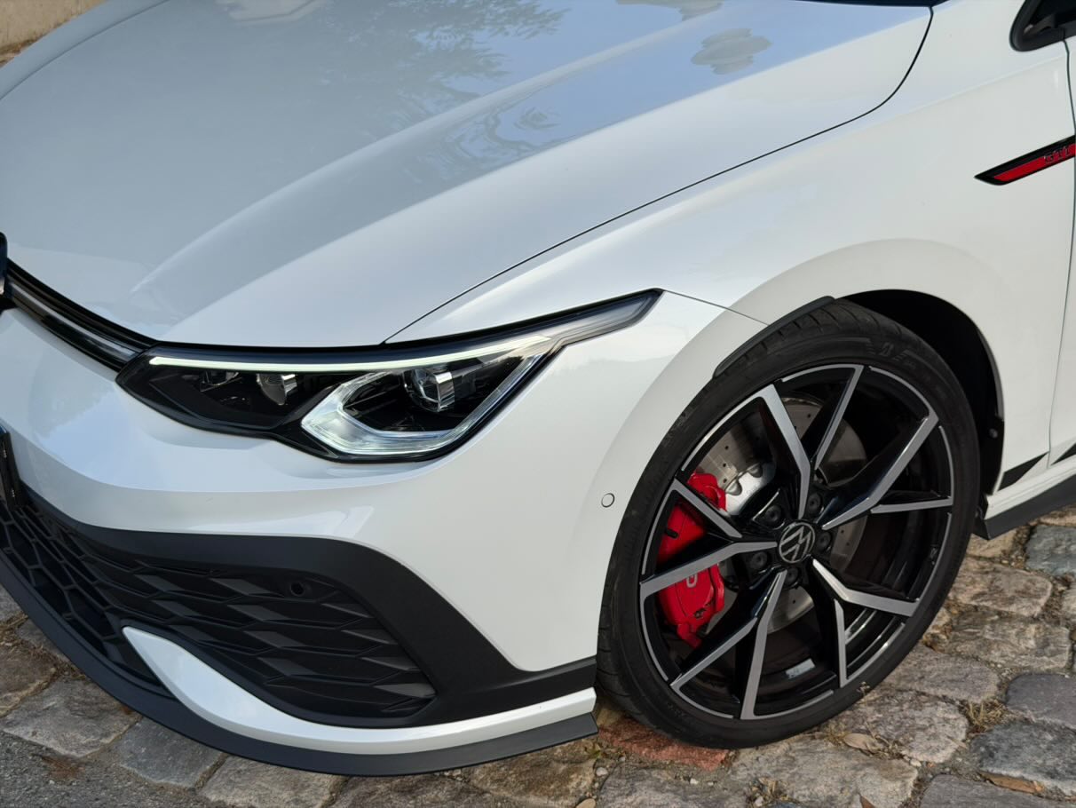 volkswagen-Golf-2.0-TSI 300CV GTI CLUBSPORT DSG