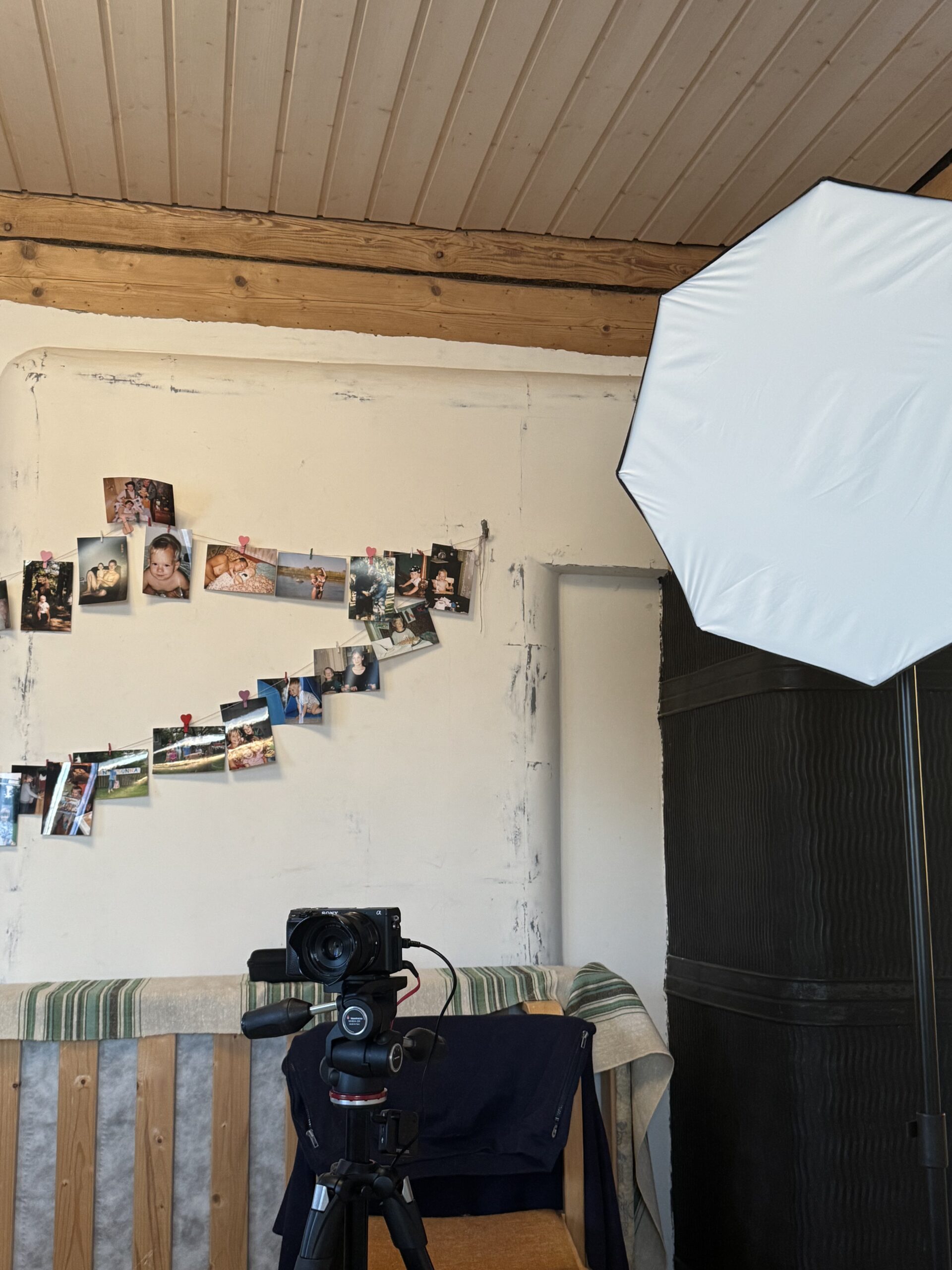 Filmitehnika ja pildid seinal