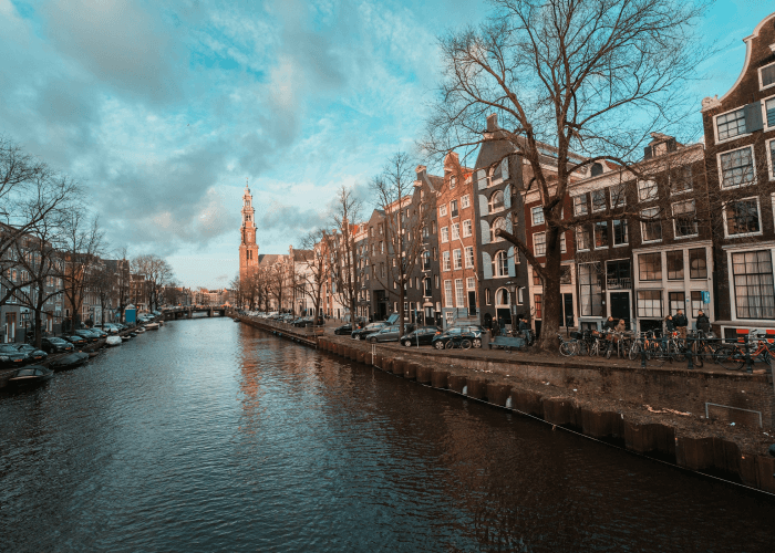 Exploring Amsterdam's historic Grachtengordel district