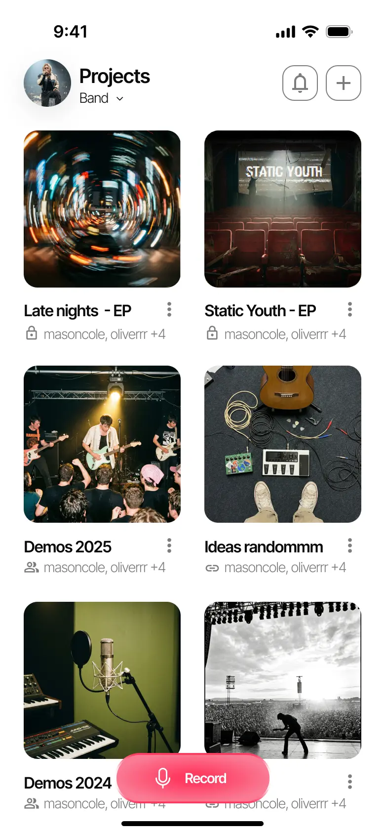 Zoundroom main menu with your organized music projects