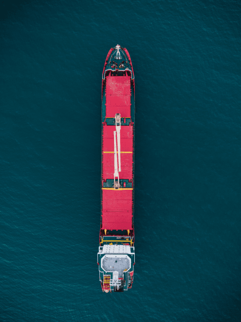 Dry bulk ship