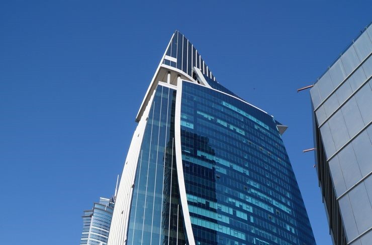 Close-up of Al Manara Tower’s striking facade for high-end corporate clients.