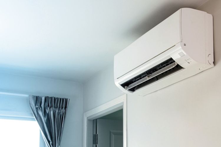 AIR CONDITIONER