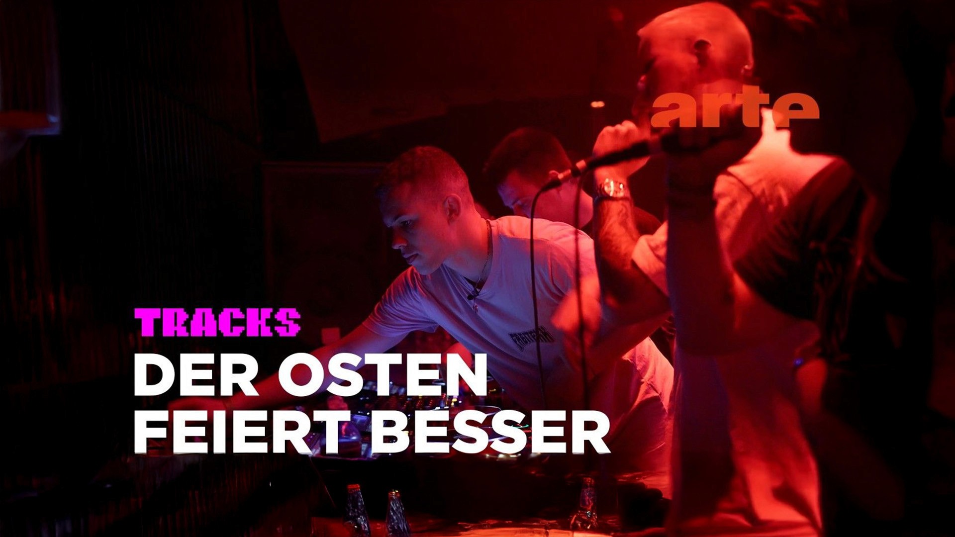 ARTE gracks dj im SKY CLUB LEIPZIG mit crowd