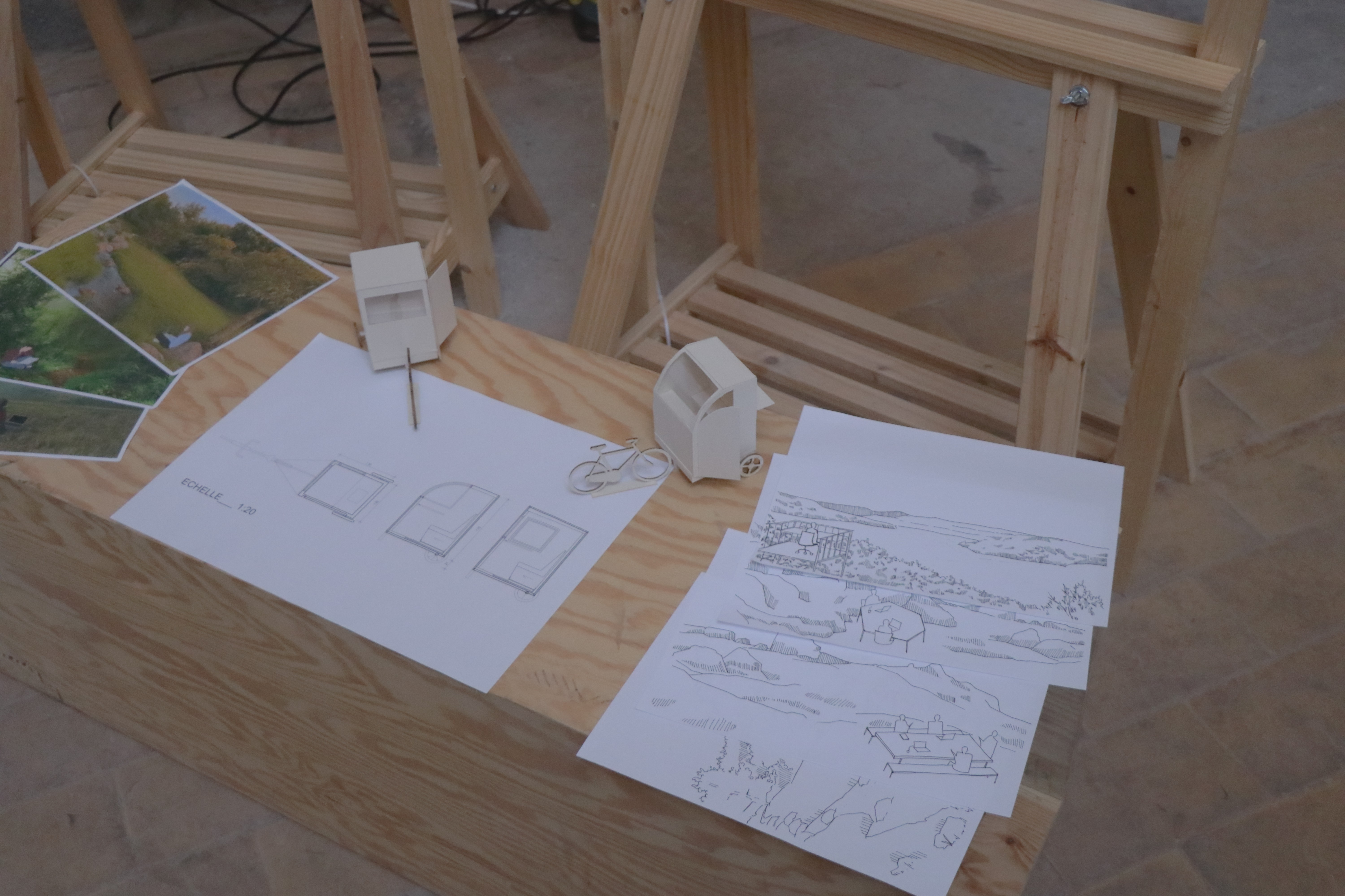 projets expérimentaux en design graphique et spatial.