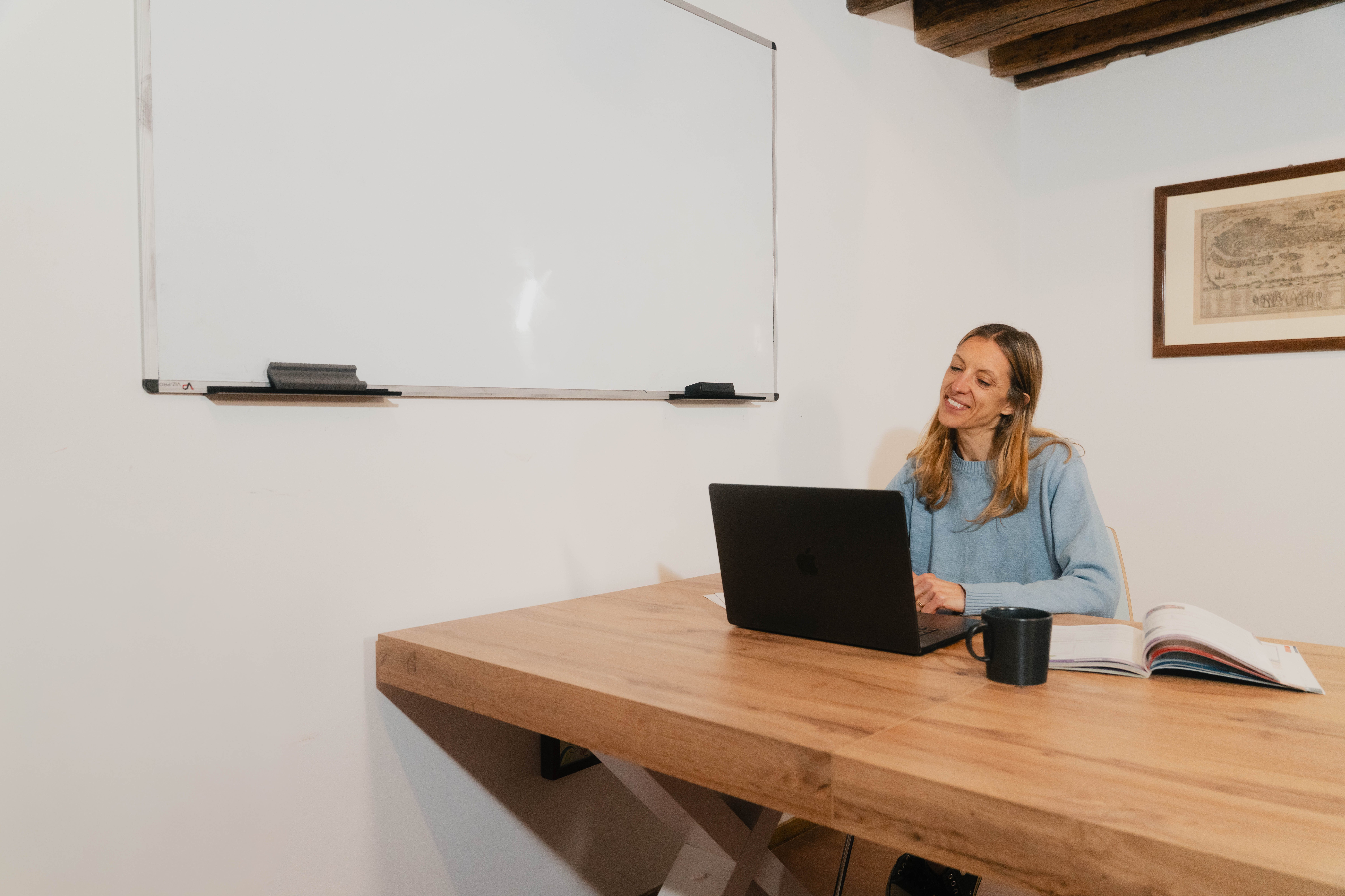 Woman conducting an online lesson