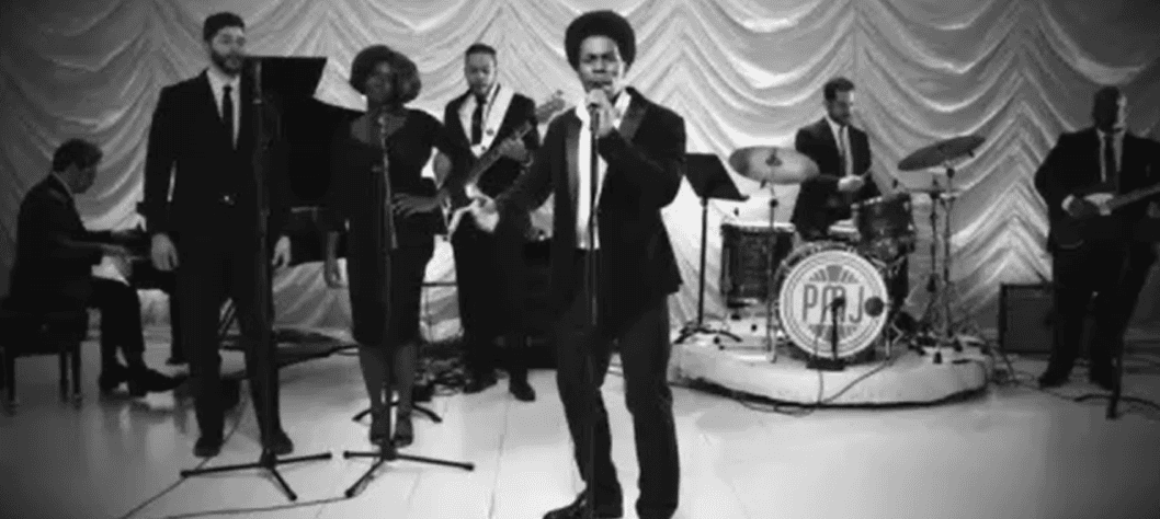 PostmodernJukebox and Nathan Chester playing A Bar Song 
