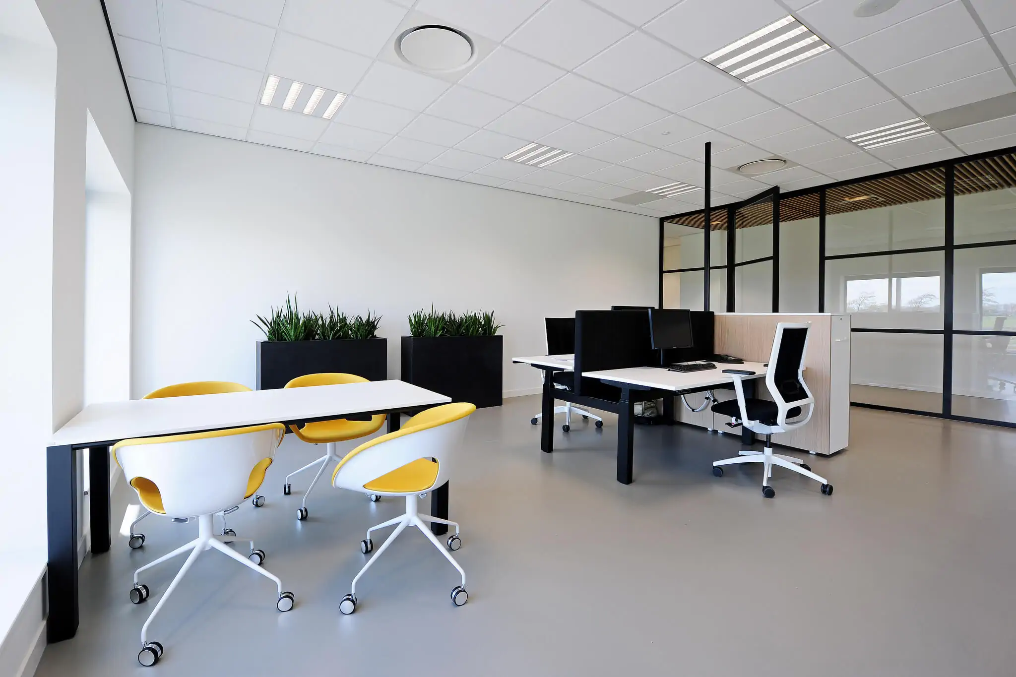 Nieuwe kantoorinrichting Bavinckhouse door Perla