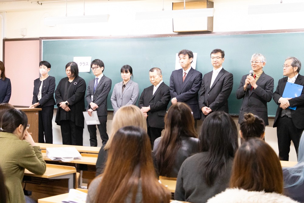 2026年度の入学式を執り行いました | 平安女学院大学 公式サイト