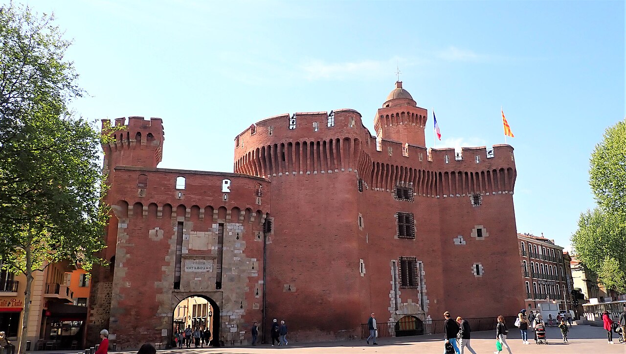Le Castillet dans le centre de Perpignan