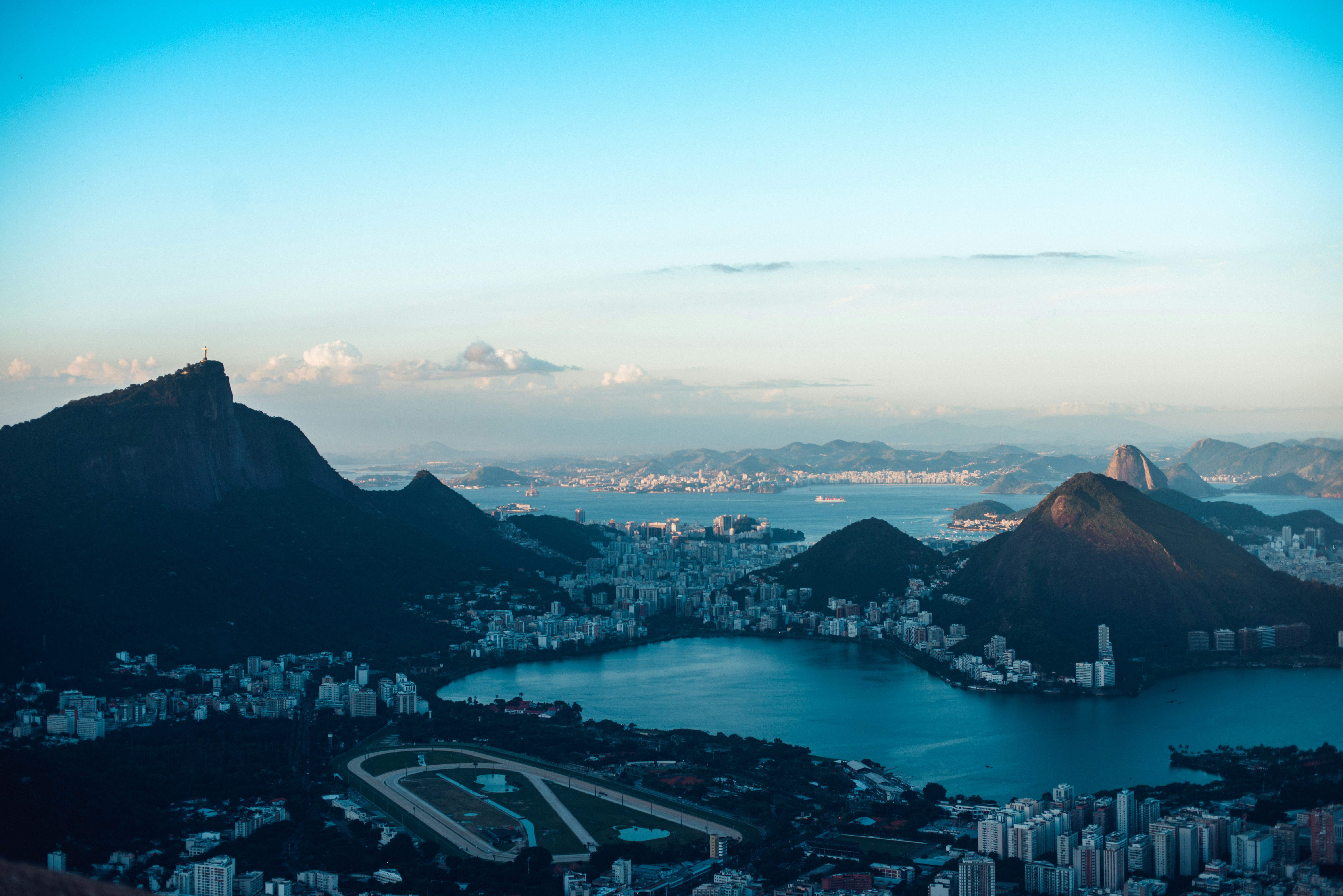 An aerial shot of Rio de Janeiro, Brazil; potential foreign investors in Brazil startups should be aware of Brazil’s limited double taxation treaty network. 