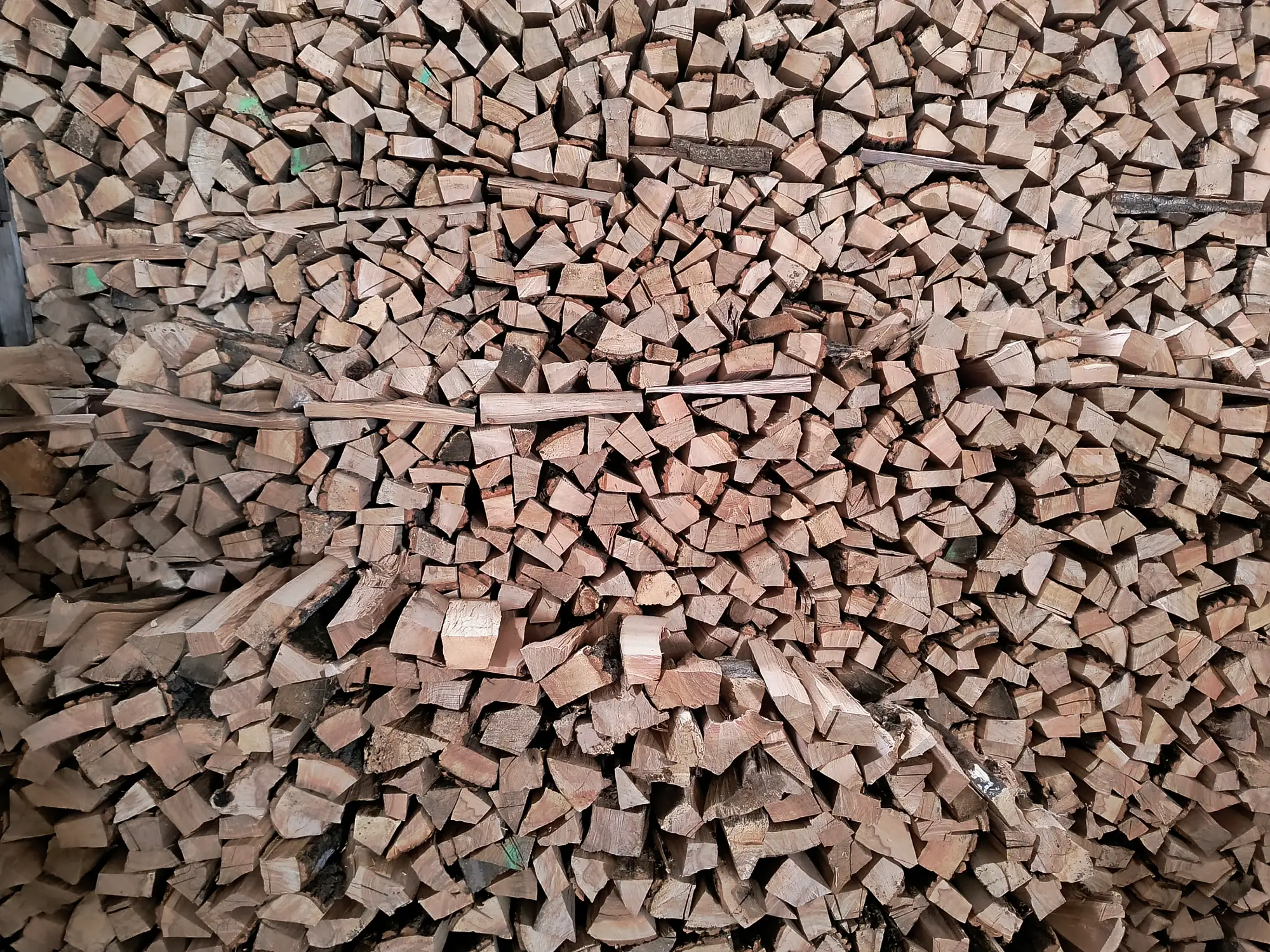 Sypané palivové dřevo