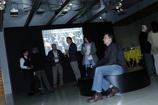 people taking part to an exhibition