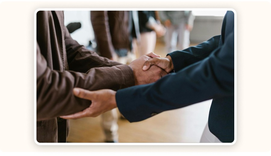 Two person hand by hand